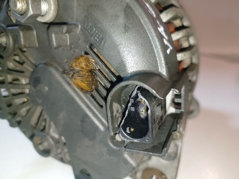 Recambio de alternador para volkswagen golf v (1k1)(10.2003) bkd referencia OEM IAM 06F903023HX  