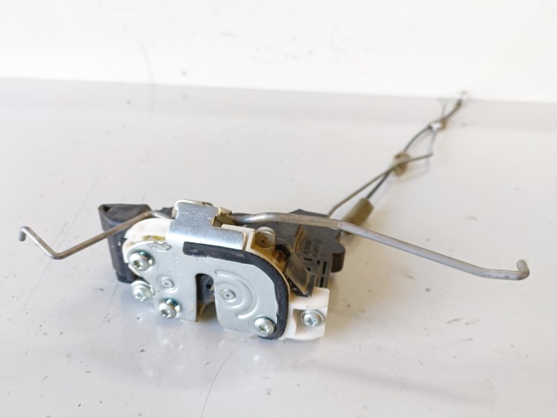 Recambio de cerradura puerta delantera izquierda para mitsubishi outlander (cu0w) 4g63 referencia OEM IAM   