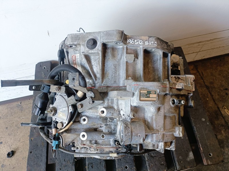 Recambio de caja cambios para kia carnival ii (fl) j3 referencia OEM IAM 5042LE  