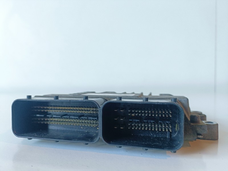 Recambio de centralita motor uce para hyundai i20 (pb) d4fc referencia OEM IAM 391302A500  