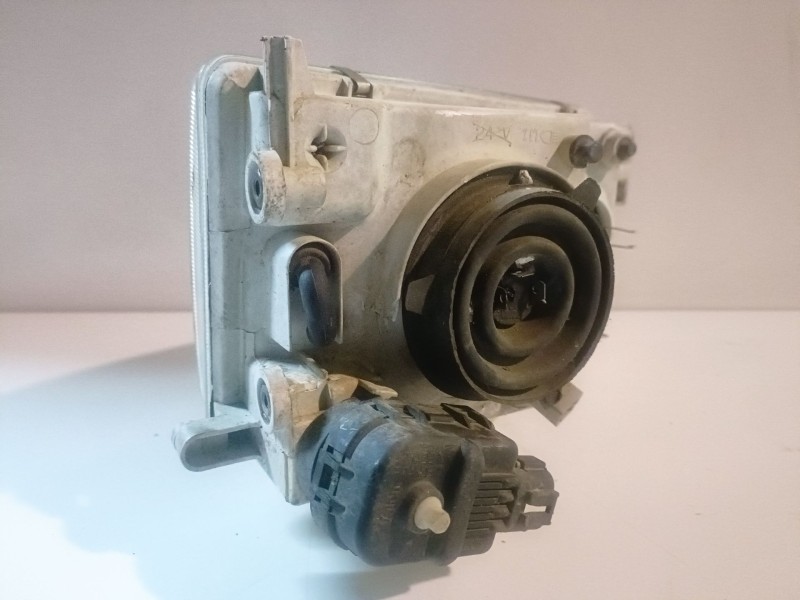 Recambio de faro izquierdo para nissan serena (c23m) ld23 referencia OEM IAM   