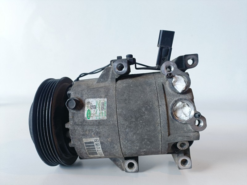 Recambio de compresor aire acondicionado para hyundai i20 (pb) d4fc referencia OEM IAM F500FGBCA03  