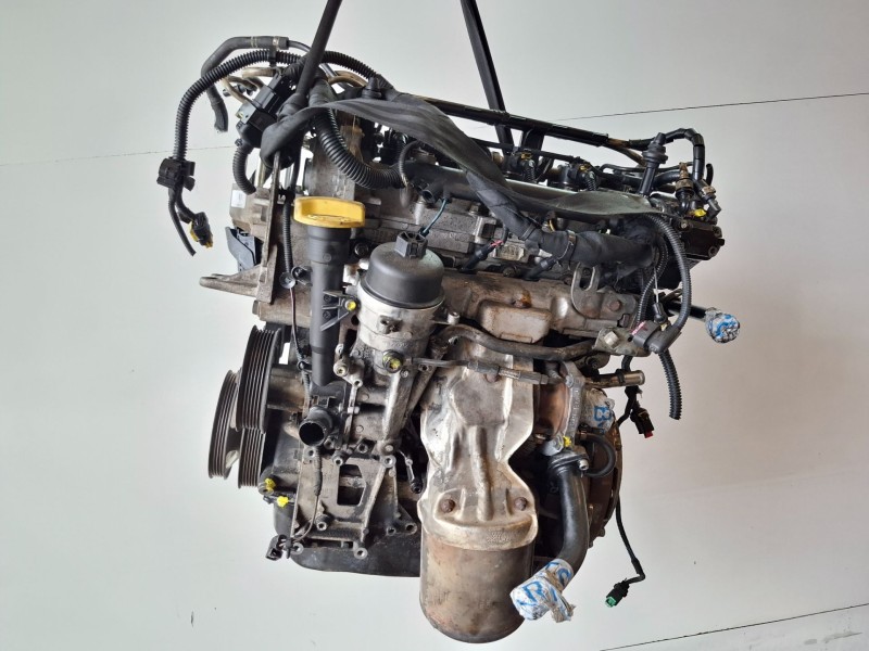 Recambio de motor completo para fiat iii evo punto (199) 199a2000 referencia OEM IAM 199A2000  