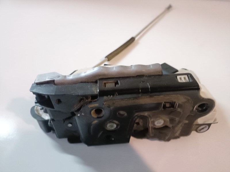 Recambio de cerradura puerta trasera izquierda para seat ibiza berlina (6j5) cayc referencia OEM IAM 6J0839015F  