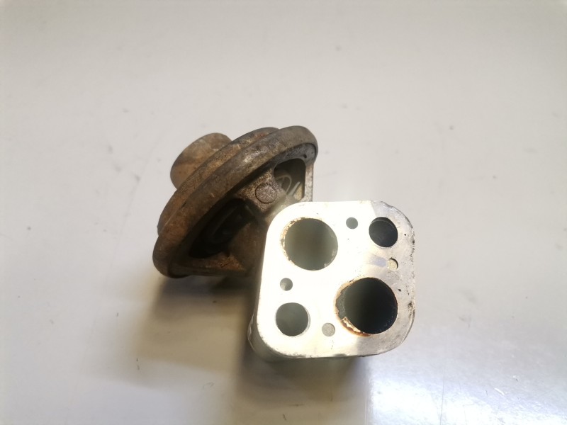 Recambio de valvula egr para mitsubishi outlander (cu0w) 4g63 referencia OEM IAM K5T58799  