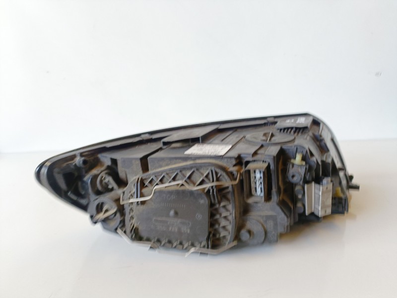 Recambio de faro izquierdo para volvo s40 berlina referencia OEM IAM 31265694LH  