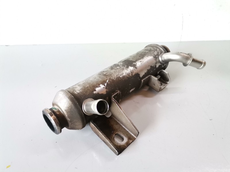 Recambio de enfriador egr para opel zafira b z19dth referencia OEM IAM   
