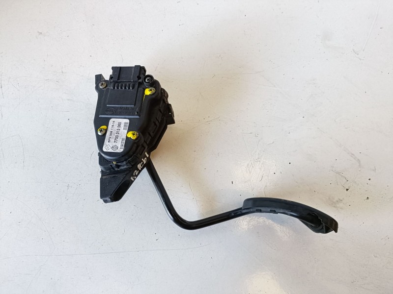 Recambio de pedal acelerador para nissan primastar (x83) f9q760 referencia OEM IAM   
