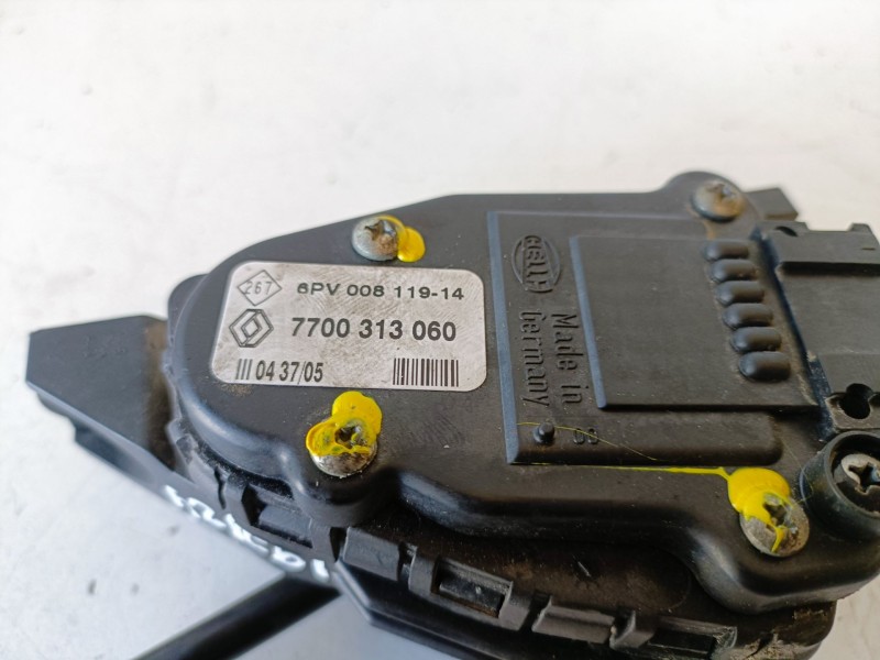 Recambio de pedal acelerador para nissan primastar (x83) f9q760 referencia OEM IAM   