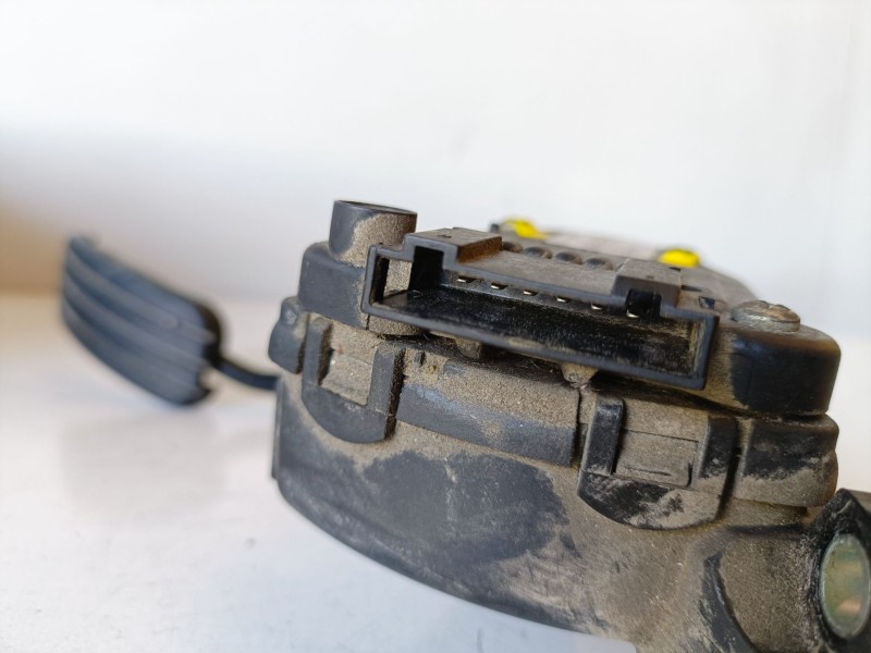 Recambio de pedal acelerador para nissan primastar (x83) f9q760 referencia OEM IAM   