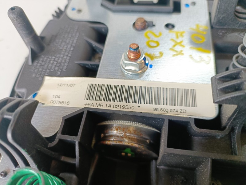 Recambio de airbag delantero izquierdo para peugeot 207 9hx referencia OEM IAM 96500674ZD  
