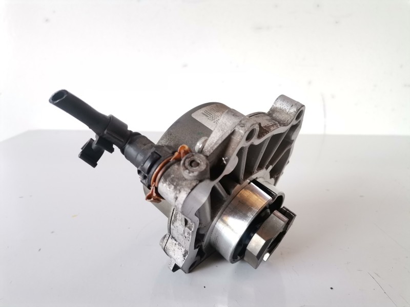 Recambio de depresor freno / bomba vacio para opel zafira b z19dth referencia OEM IAM 55188660/72902301E  