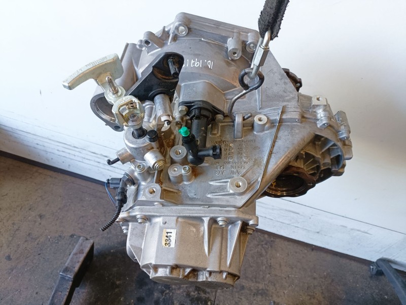 Recambio de caja cambios para seat ibiza (kj1) dla referencia OEM IAM UHC  
