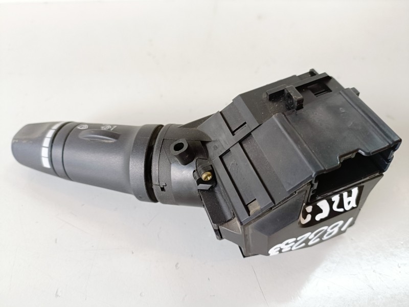 Recambio de mando limpia para nissan primera berlina (p12) qg16 referencia OEM IAM   