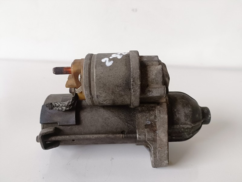 Recambio de motor arranque para opel corsa d z13dtj referencia OEM IAM D6G33  