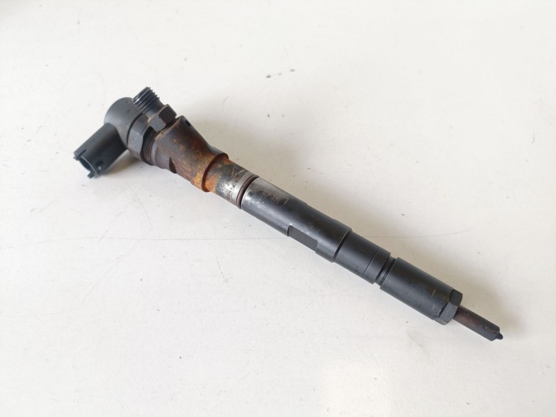 Recambio de inyector para kia sorento (bl) d4cb referencia OEM IAM 0445110186  