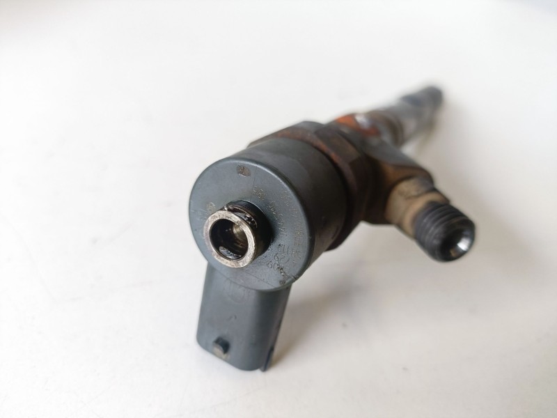 Recambio de inyector para kia sorento (bl) d4cb referencia OEM IAM 0445110186  