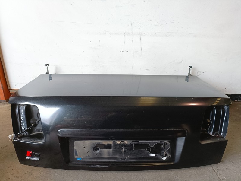 Recambio de porton trasero para audi a8 (4e) bvn referencia OEM IAM   