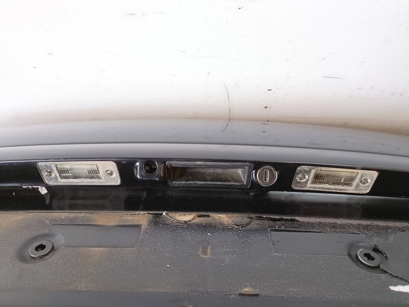 Recambio de porton trasero para audi a8 (4e) bvn referencia OEM IAM   