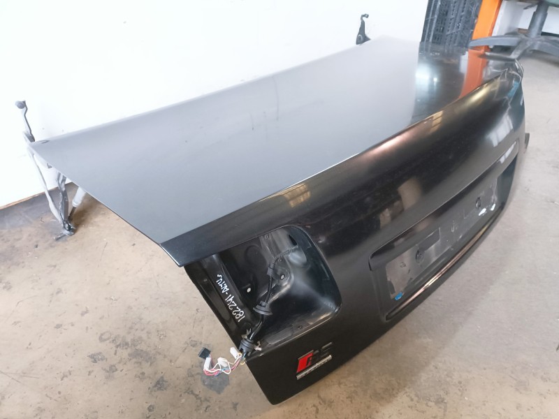 Recambio de porton trasero para audi a8 (4e) bvn referencia OEM IAM   