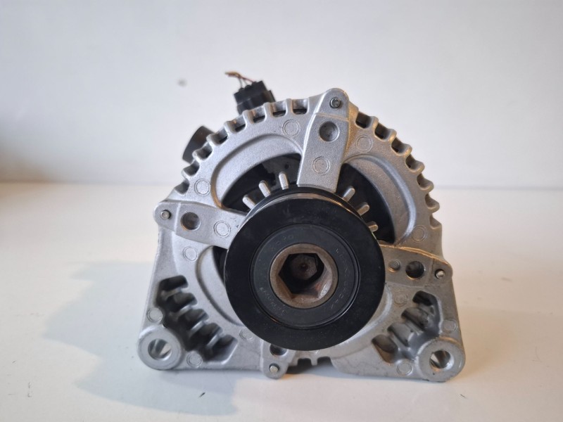 Recambio de alternador para mazda 3 berlina (bl) y6 referencia OEM IAM MS0210802590  