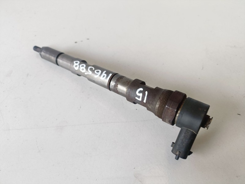 Recambio de inyector para kia sorento (bl) d4cb referencia OEM IAM 0445110186  