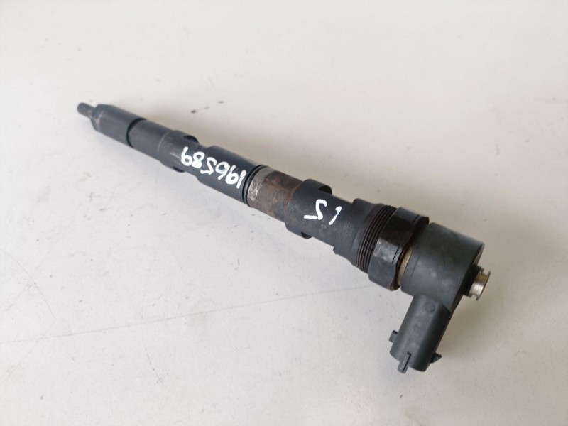 Recambio de inyector para kia sorento (bl) d4cb referencia OEM IAM 0445110186  