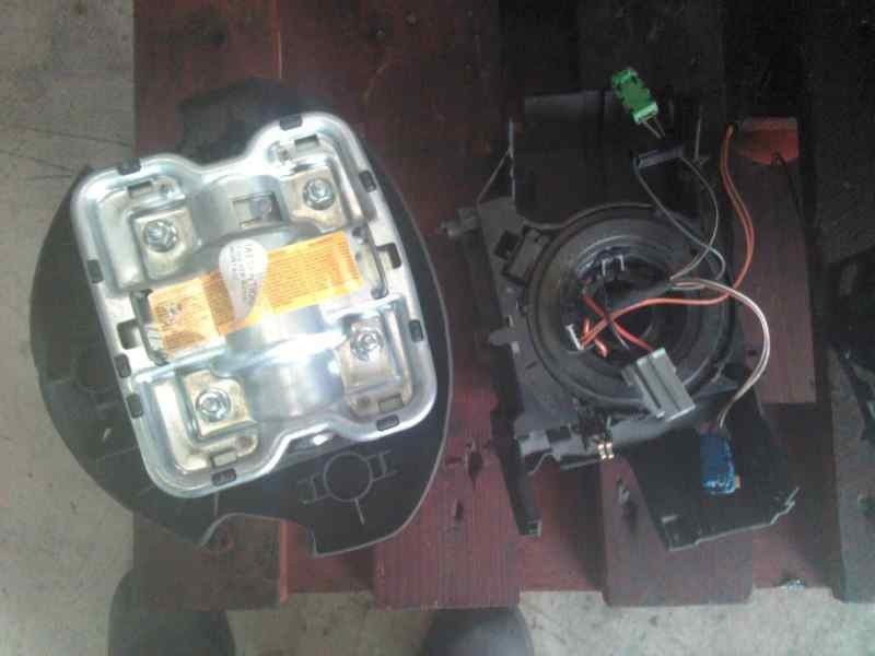 Recambio de kit airbag para renault clio iii referencia OEM IAM   