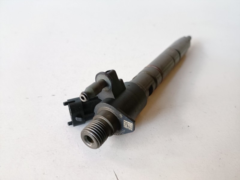 Recambio de inyector para volvo xc60 d5244t10 referencia OEM IAM 0445116016  