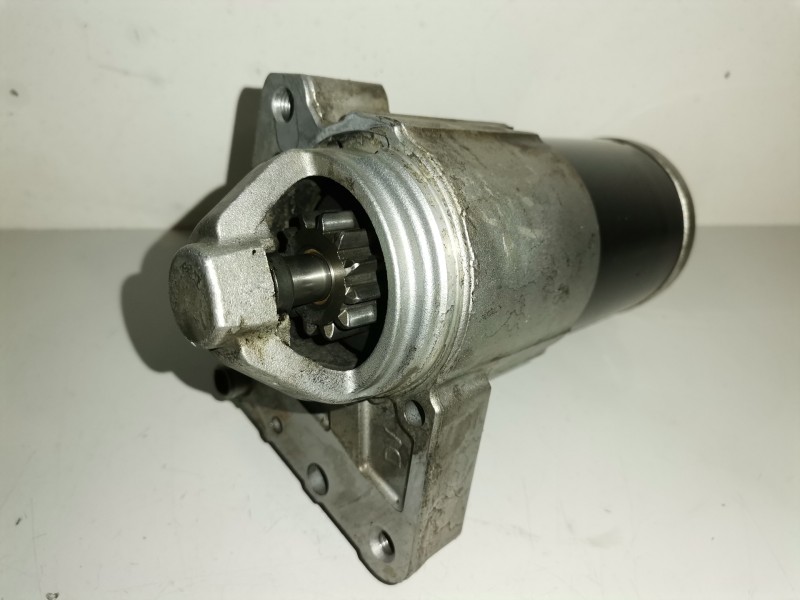 Recambio de motor arranque para citroen c4 picasso/spacetourer 9h06 referencia OEM IAM M000T22473/9801667780  
