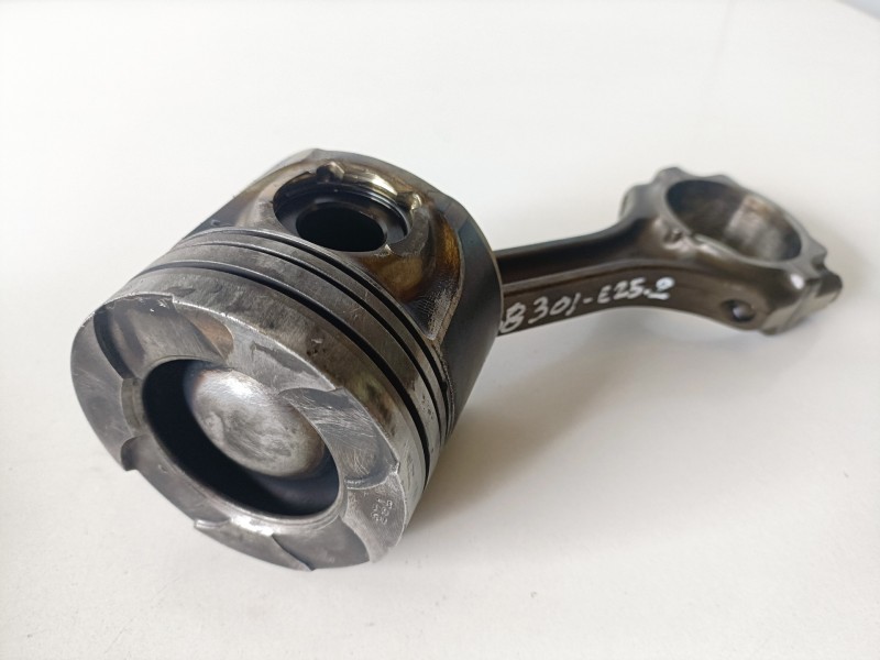 Recambio de piston para mitsubishi asx (ga0w) 4n13 referencia OEM IAM   