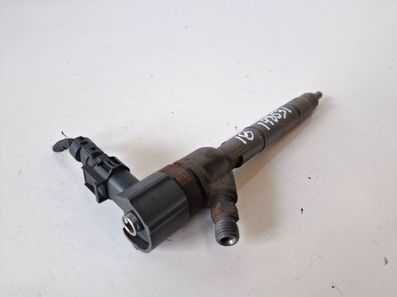 Recambio de inyector para hyundai i30 (fd) d4fb referencia OEM IAM 0445110256  