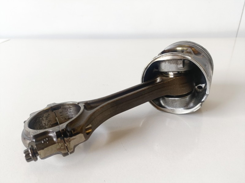 Recambio de piston para mitsubishi asx (ga0w) 4n13 referencia OEM IAM   