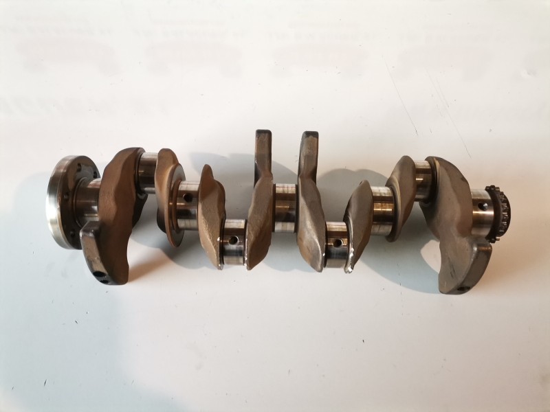 Recambio de cigueñal para peugeot 207 8fs referencia OEM IAM 75347334  