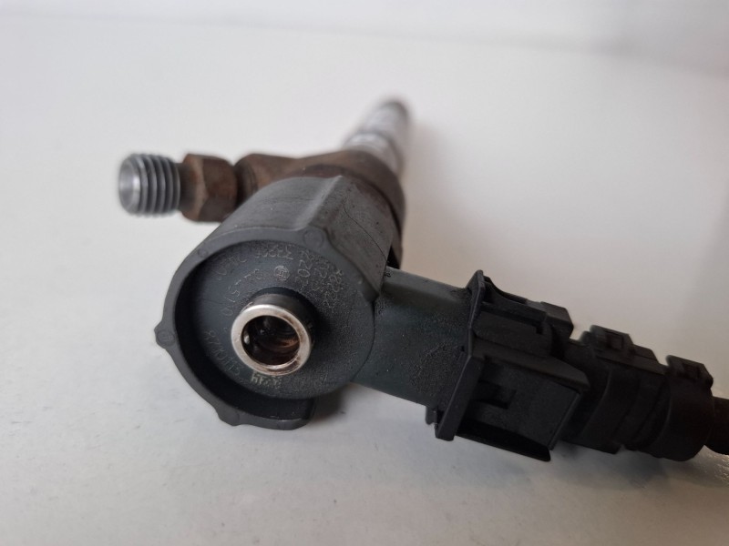 Recambio de inyector para hyundai i30 (fd) d4fb referencia OEM IAM 0445110256  