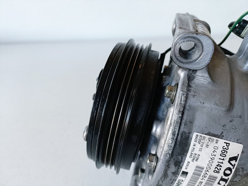 Recambio de compresor aire acondicionado para volvo xc60 d5244t10 referencia OEM IAM P36011428  