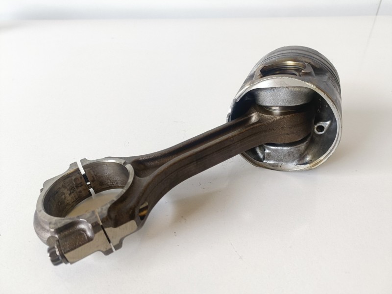 Recambio de piston para mitsubishi asx (ga0w) 4n13 referencia OEM IAM   