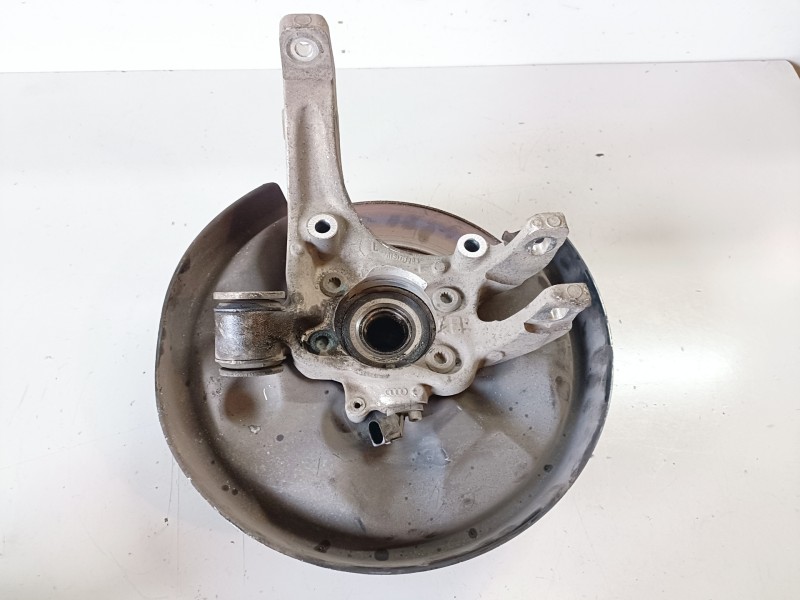 Recambio de mangueta trasera izquierda para audi a8 (4e) bvn referencia OEM IAM   