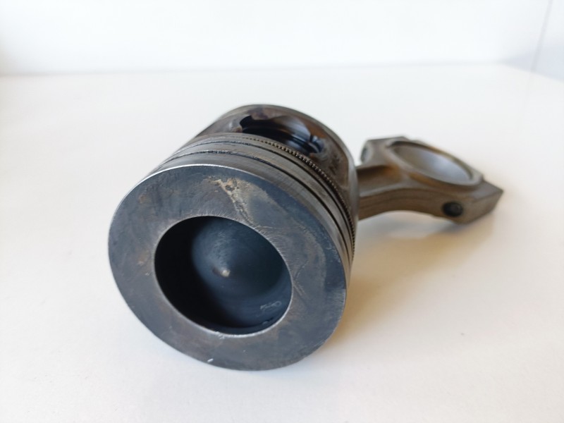 Recambio de piston para bmw serie 3 berlina (e90) n47d20a referencia OEM IAM 0840BB  