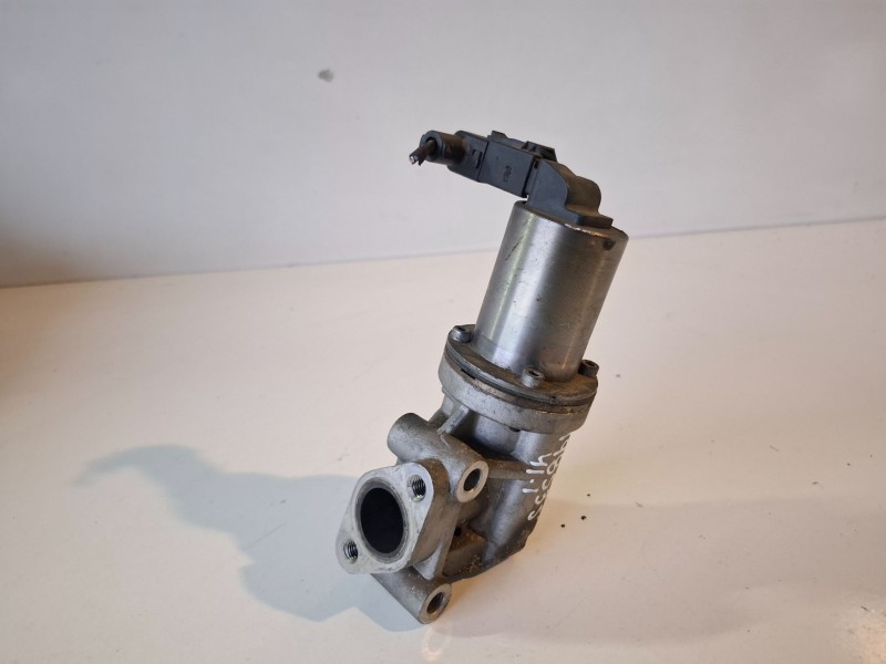 Recambio de valvula egr para hyundai i30 (fd) d4fb referencia OEM IAM 284102A120  