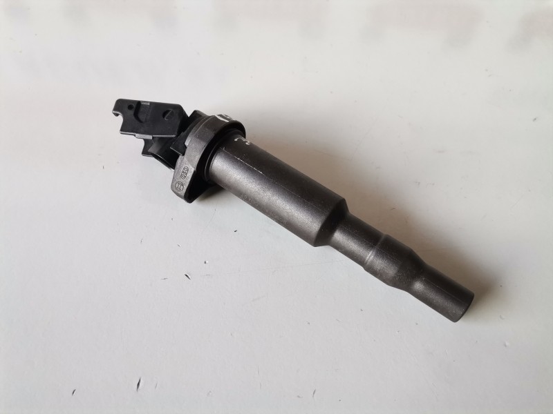 Recambio de bobina encendido para peugeot 207 8fs referencia OEM IAM 0221504470/V75716438002  