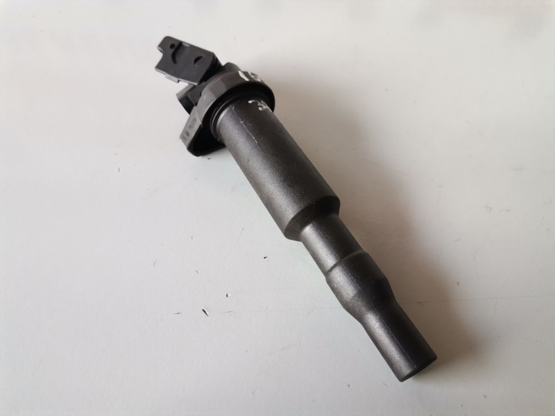 Recambio de bobina encendido para peugeot 207 8fs referencia OEM IAM 0221504470/V75716438002  