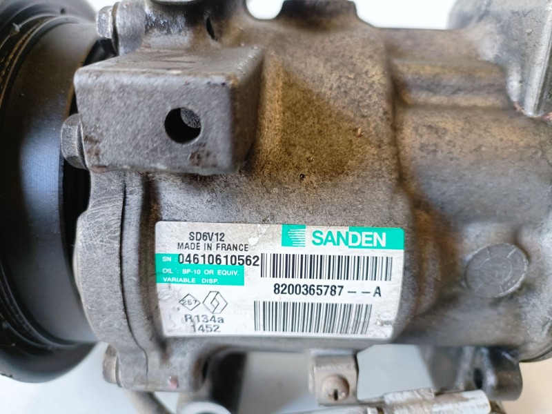 Recambio de compresor aire acondicionado para renault clio iii k9k764 referencia OEM IAM 8200365787A  