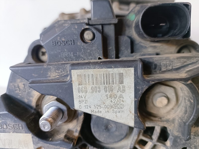 Recambio de alternador para audi a4 avant (8e) bgb referencia OEM IAM 06B903016AB/0124525009  