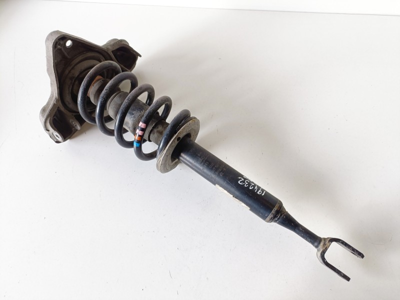Recambio de amortiguador delantero derecho para audi a4 berlina (8e) blb referencia OEM IAM 8E0413031CT  