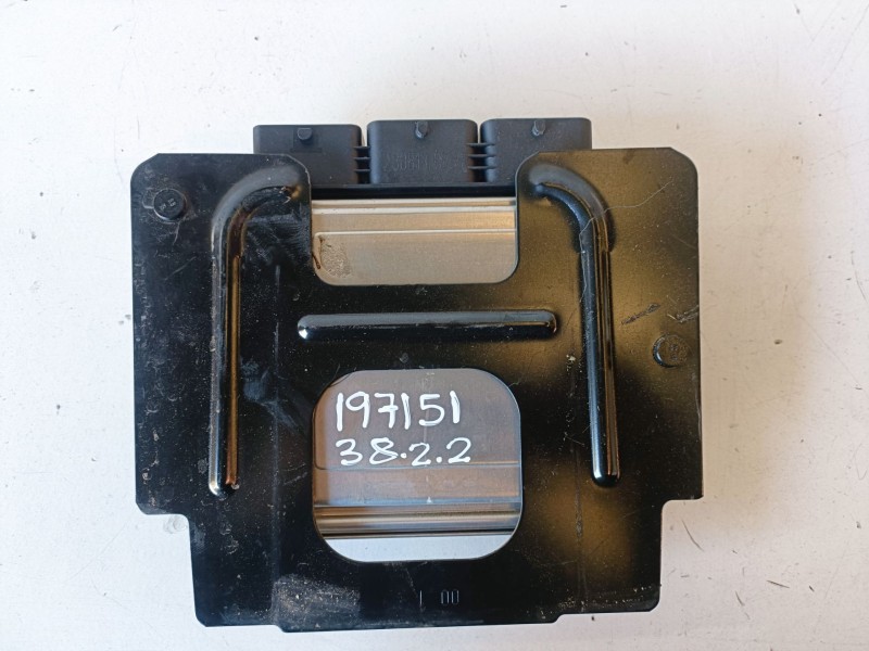 Recambio de centralita motor uce para peugeot partner furgón 9h06 / 9hn referencia OEM IAM 0281030546  