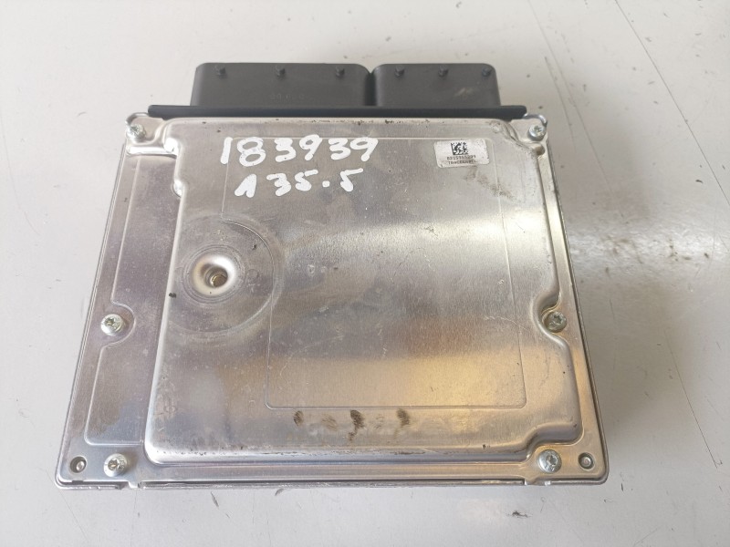Recambio de centralita motor uce para bmw serie 1 coupe (e82) n47d20c referencia OEM IAM 0281016067  