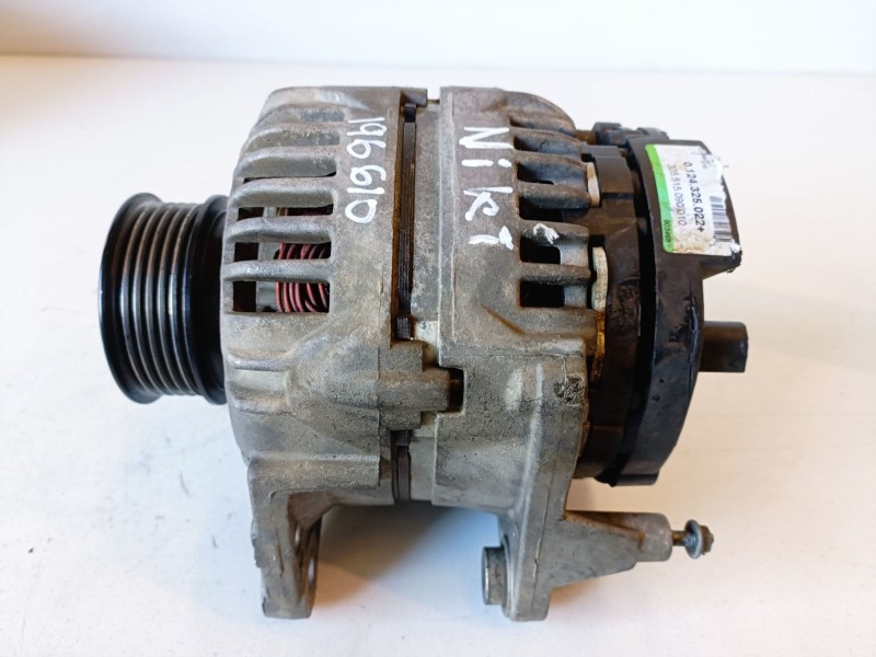 Recambio de alternador para volkswagen t4 transporter acv referencia OEM IAM 0124325022  