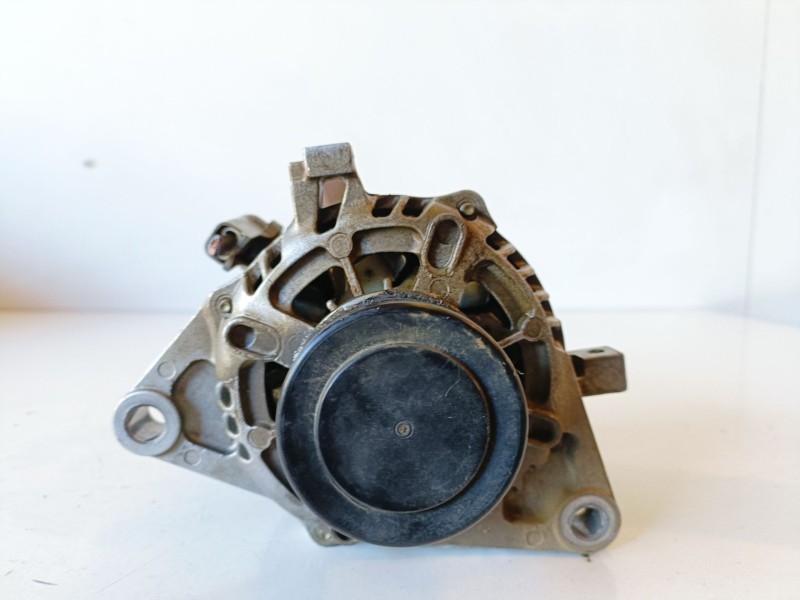 Recambio de alternador para toyota hilux (gun1) 2gdftv referencia OEM IAM 270600L110  