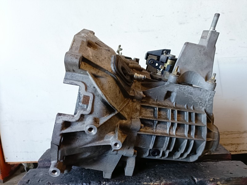 Recambio de caja cambios para ford mondeo berlina (ge) d6ba referencia OEM IAM 1S7R7002EB  